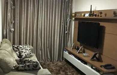 Imagem: O apartamento possui 2 Dormitórios, 1 Banheiro, 1 Vaga na garagem