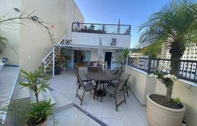 Imagem 8: Cobertura a 150 metros da praia das Astúrias no Guarujá