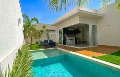 Imagem: A casa em condomínio possui 3 Dormitórios, 4 Banheiros, 2