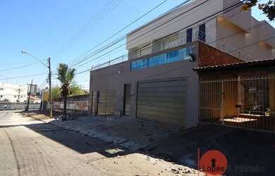 Imagem: A casa para alugar possui 2 Dormitórios, 1 Banheiro, 1 Vaga