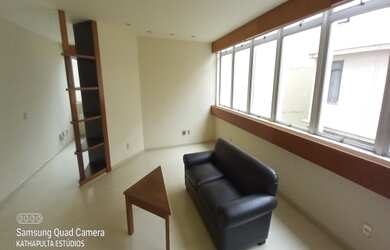 Imagem: O depósito possui 1 Vaga na garagem, 52m² de Área e está