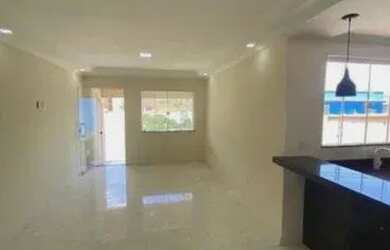 Imagem: A casa possui 2 Dormitórios, 1 Banheiro, 1 Vaga na garagem