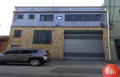 Imagem: O depósito possui 1.100m² de Área e está localizado em