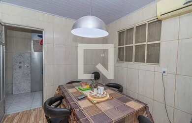 Imagem: Casa para Aluguel - Sarandi, 3 Quartos, 110 m2