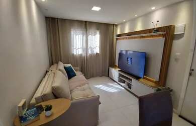 Imagem: O apartamento possui 2 Dormitórios, 1 Banheiro, 1 Vaga na garagem