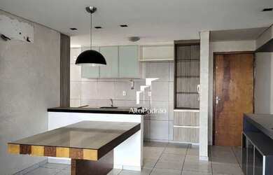 Imagem: O apartamento possui 3 Dormitórios, 1 Banheiro, 1 Vaga na garagem