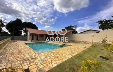 Imagem: A casa em condomínio possui 3 Dormitórios, 5 Banheiros, 4