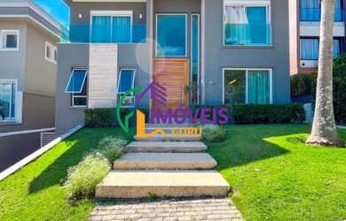 Imagem: A casa em condomínio possui 4 Dormitórios, 4 Banheiros, 4