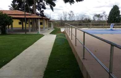 Imagem: A fazenda possui 43.560m² de Área e está localizado em Humildes