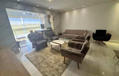 Imagem: O apartamento possui 3 Dormitórios, 4 Banheiros, 2 Vagas na