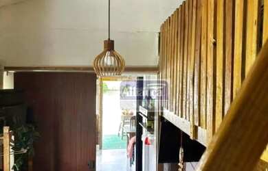 Imagem 14: Loft com 1 dormitório, varanda, churrasqueira, quintal e várias vagas...