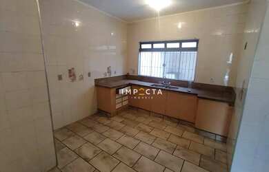 Imagem 6: Casa com 2 dormitórios à venda, 200 m² por R$ 900.000,00 - Centro - Pouso Alegre/MG