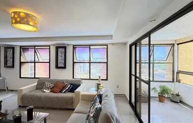 Imagem: O apartamento possui 3 Dormitórios, 5 Banheiros, 2 Vagas na