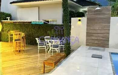 Imagem: A casa possui 4 Dormitórios, 5 Banheiros, 5 Vagas na garagem