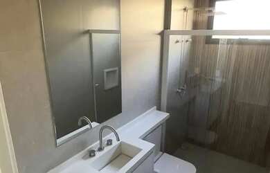 Imagem 14: Casa de Condomínio com 3 suítes, área gourmet, piscina e 4 vagas para venda com 436m²