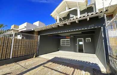 Imagem: A casa à venda possui 3 Dormitórios, 3 Banheiros, 2 Vagas