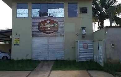 Imagem: O depósito possui 2 Vagas na garagem, 144m² de Área e está