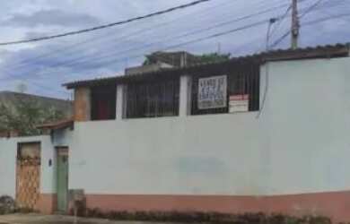 Imagem 3: Casa esquina. Varanda, 300m² de Área, 1 Vaga na garageme1 Dormitório