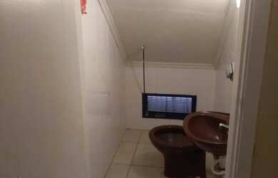 Imagem: A casa para alugar possui 4 Dormitórios, 4 Banheiros, 2 Vagas