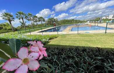 Imagem: O terreno possui 330m² de Área e está localizado em Eusébio