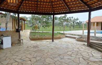 Imagem: A fazenda possui 6.000m² de Área e está localizado em Abadiânia