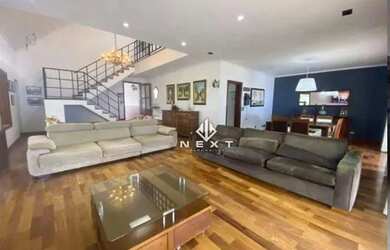 Imagem: A casa em condomínio possui 4 Dormitórios, 5 Banheiros, 5