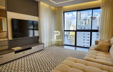 Imagem: O apartamento possui 3 Dormitórios, 3 Banheiros, 2 Vagas na