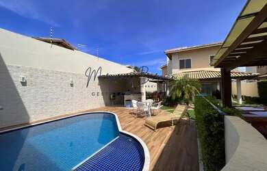 Imagem: A casa em condomínio possui 4 Dormitórios, 5 Banheiros, 2