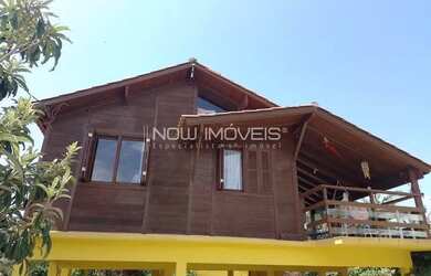 Imagem: A casa possui 2 Dormitórios, 1 Banheiro, 3 Vagas na garagem