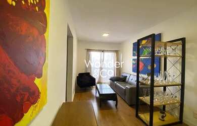 Imagem: O apartamento possui 2 Dormitórios, 1 Banheiro, 1 Vaga na garagem