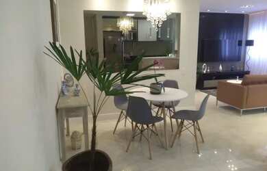 Imagem 2: Apartamento para venda com 81 metros quadrados com 2 quartos em Centro...