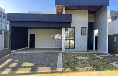 Imagem: A casa em condomínio possui 3 Dormitórios, 4 Banheiros, 4