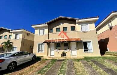 Imagem: A casa em condomínio possui 3 Dormitórios, 3 Banheiros, 2