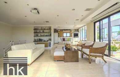 Imagem: O apartamento na cobertura possui 4 Dormitórios, 5 Banheiros