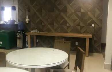 Imagem: A casa em condomínio possui 3 Dormitórios, 4 Banheiros, 2