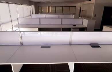 Imagem: O depósito possui 5 Vagas na garagem, 400m² de Área e está