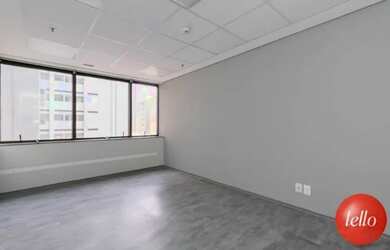 Imagem: O depósito possui 5 Vagas na garagem, 411m² de Área e está