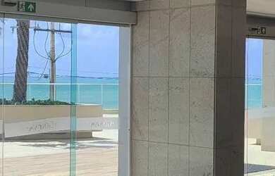 Imagem: O apartamento possui 5 Dormitórios, 5 Banheiros, 4 Vagas na