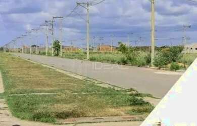 Imagem: O terreno possui 180m² de Área e está localizado em Parque