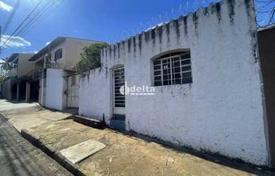 Imagem: O terreno possui 250m² de Área e está localizado em Brasil