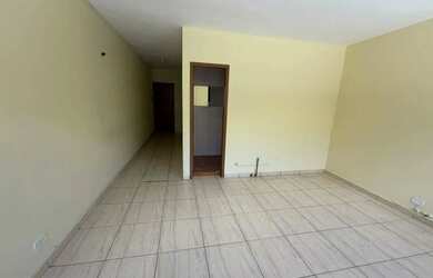 Imagem: O depósito possui 20m² de Área e está localizado em Penha