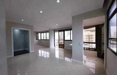 Imagem 3: Apartamento Alto Padrão no Bairro - Gonzaga Reformado e Impecável