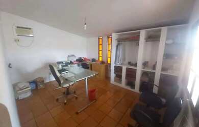 Imagem 7: Casa com 6 quartos, suíte, 300,00 m² para alugar por R$ 5.200,00 - Itaigara,...