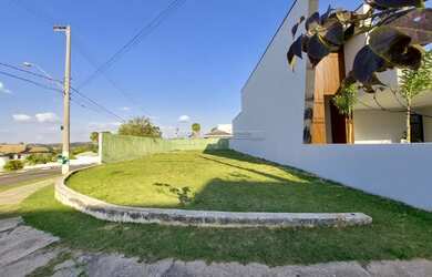 Imagem: O terreno possui 330m² de Área e está localizado em Aparecidinha