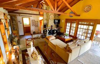 Imagem 4: Casa à Venda no Condomínio Vale das Araucárias, 3 suítes - Itaipava, Petrópolis/RJ