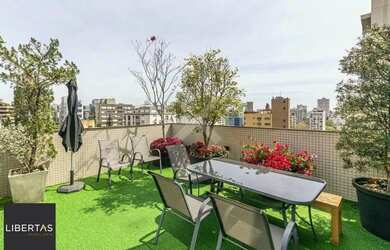 Imagem: O apartamento na cobertura possui 2 Dormitórios, 4 Banheiros