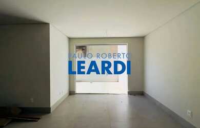 Imagem: O apartamento possui 3 Dormitórios, 3 Banheiros, 2 Vagas na