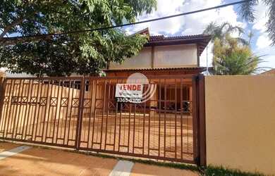 Imagem: A casa em condomínio possui 4 Dormitórios, 5 Banheiros, 5