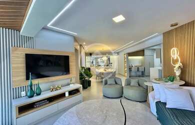 Imagem: O apartamento possui 4 Dormitórios, 5 Banheiros, 2 Vagas na