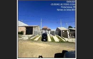 Imagem: A casa possui 1 Dormitório, 1 Banheiro, 360m² de Área e